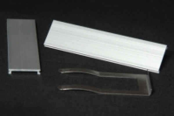 SWISS BOX Profil 100x25mm Alu farblos eloxiert